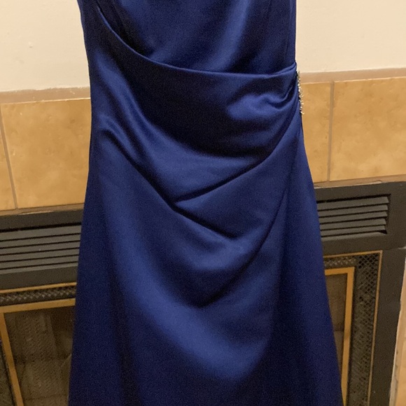 💜💜 David’s Bridal Bridesmaids Dress Navy Blue (size 6) - Picture 4 of 14